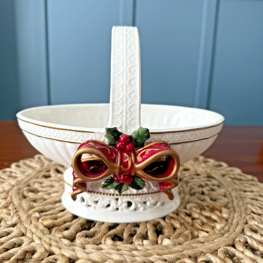 Dillard's‎ Trimmings Filigree Christmas Basket Ceramic Ribbon Oval Holiday Bows